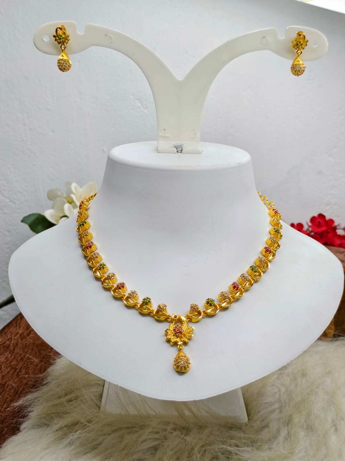 Trending Mini Gold Necklace Set – Premium Gold Look Finish