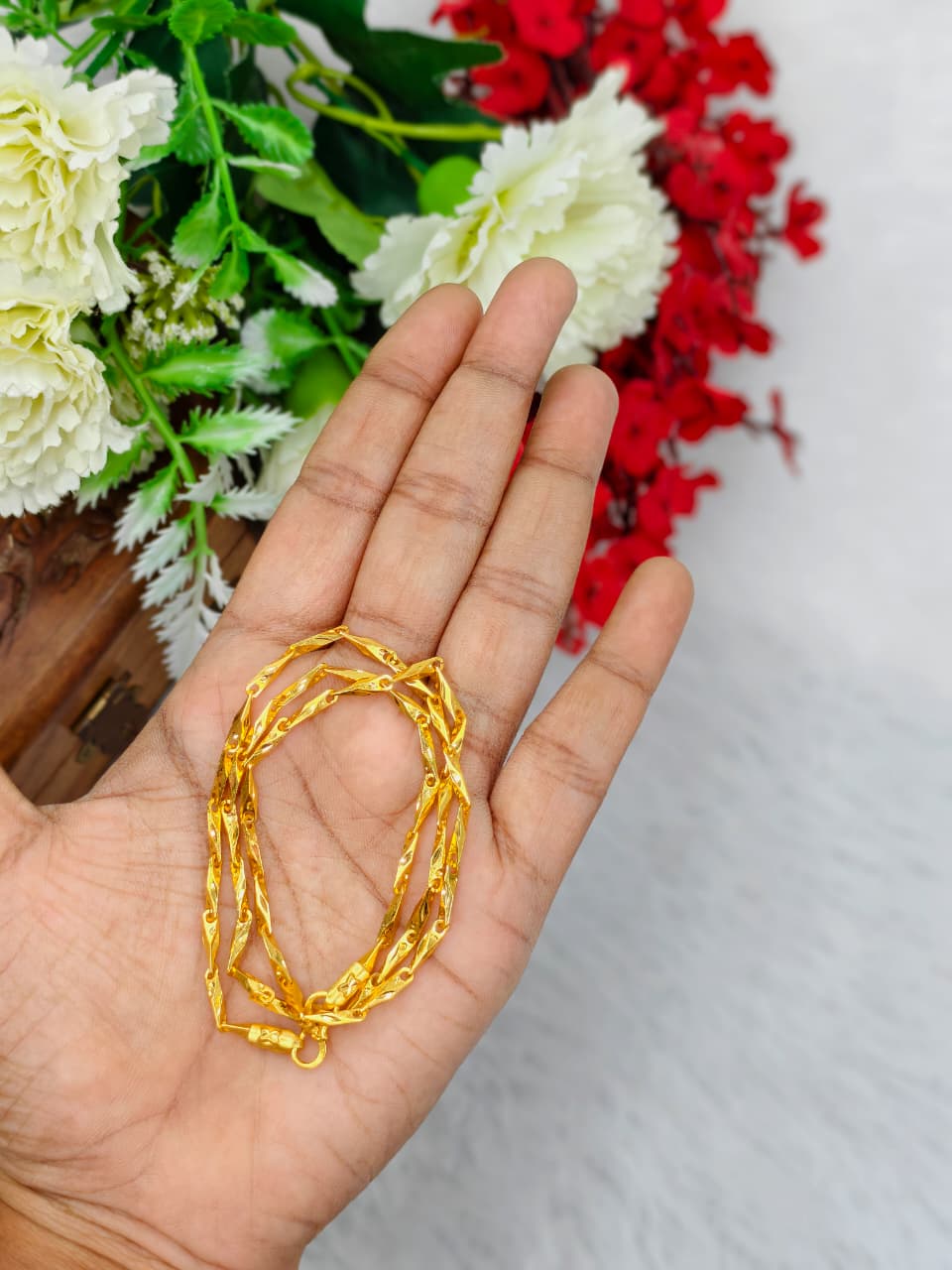 Royal Men’s Gold Chain – Luxury Finish & Unique Pattern