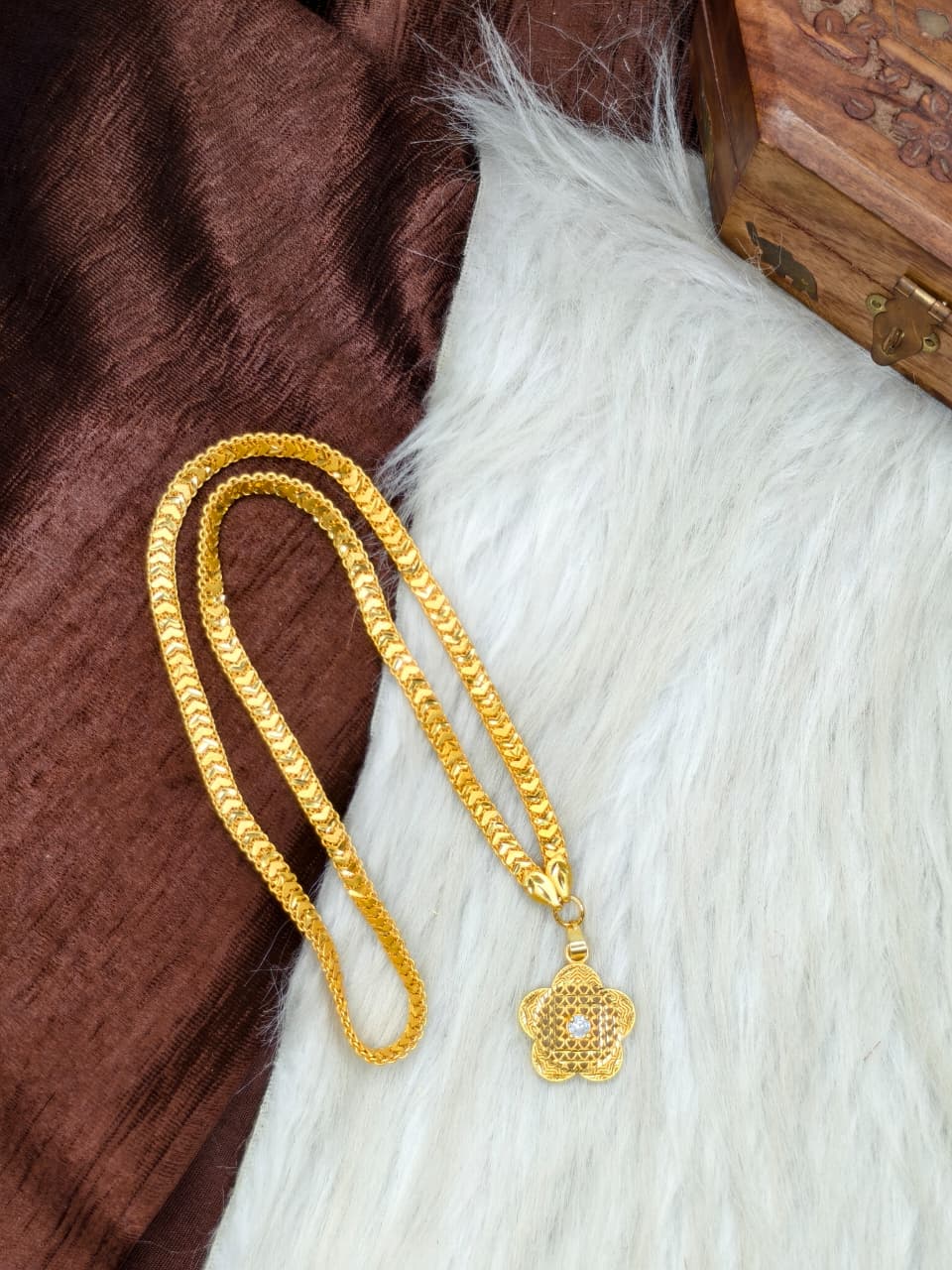✨ Plain Dollar Matte Finish Chain – Gold Plated Jewellery for Women✨