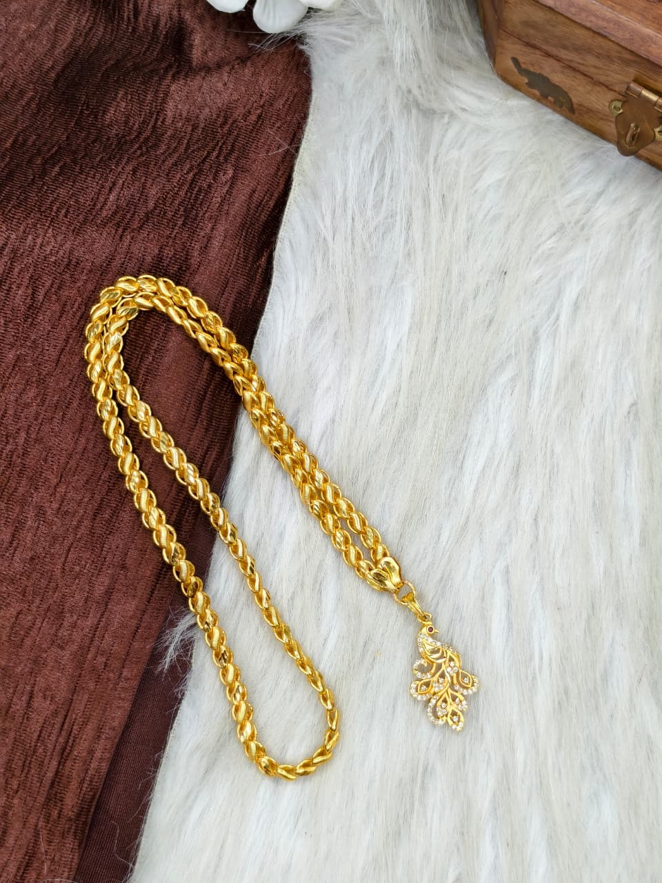 ✨ Peacock Dollar Matte Finish Chain – Gold Plated Jewellery for Women✨