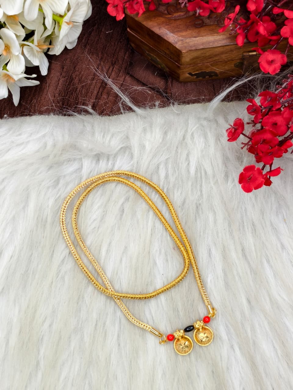 South Indian Traditional Impone Thali Mangalsutra – Gold Plated Sacred Wedding Chain