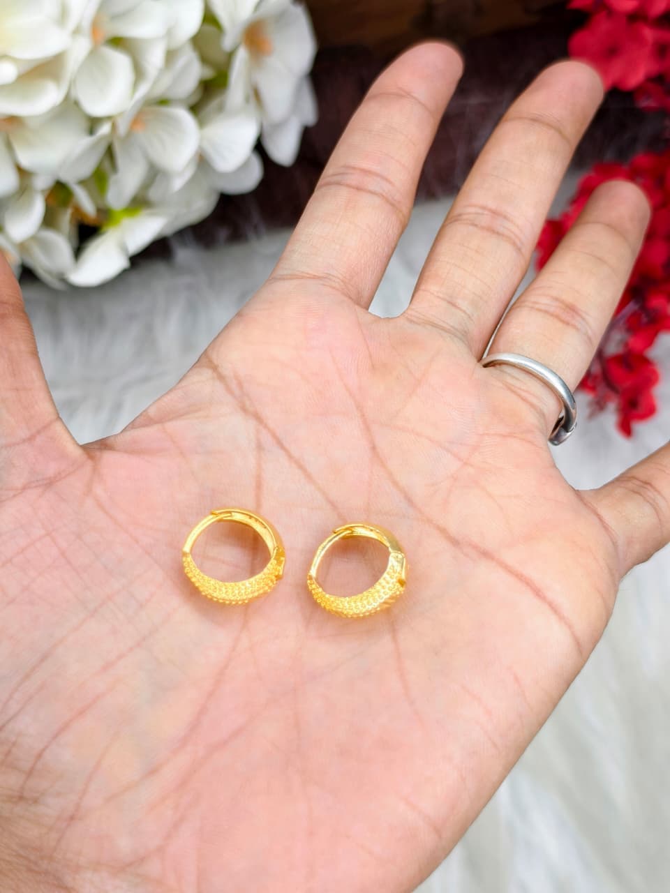 Women Plain Valaiyam – 1 Gram Gold Matte Finish