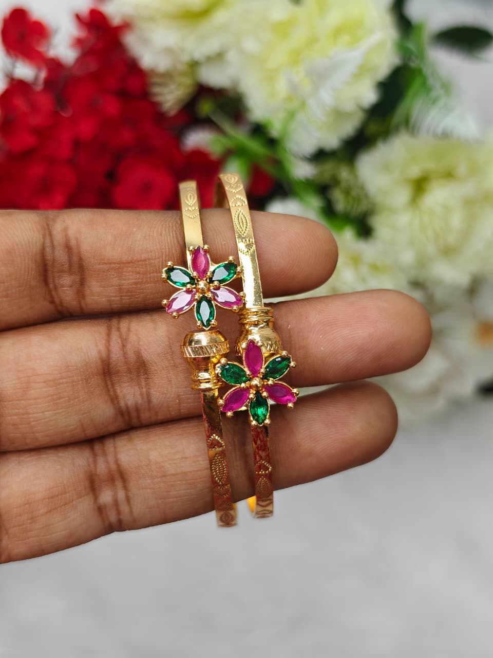 SB-5 Stylish Women’s 1 Gram Gold Plated Bangles – Party & Daily Wear