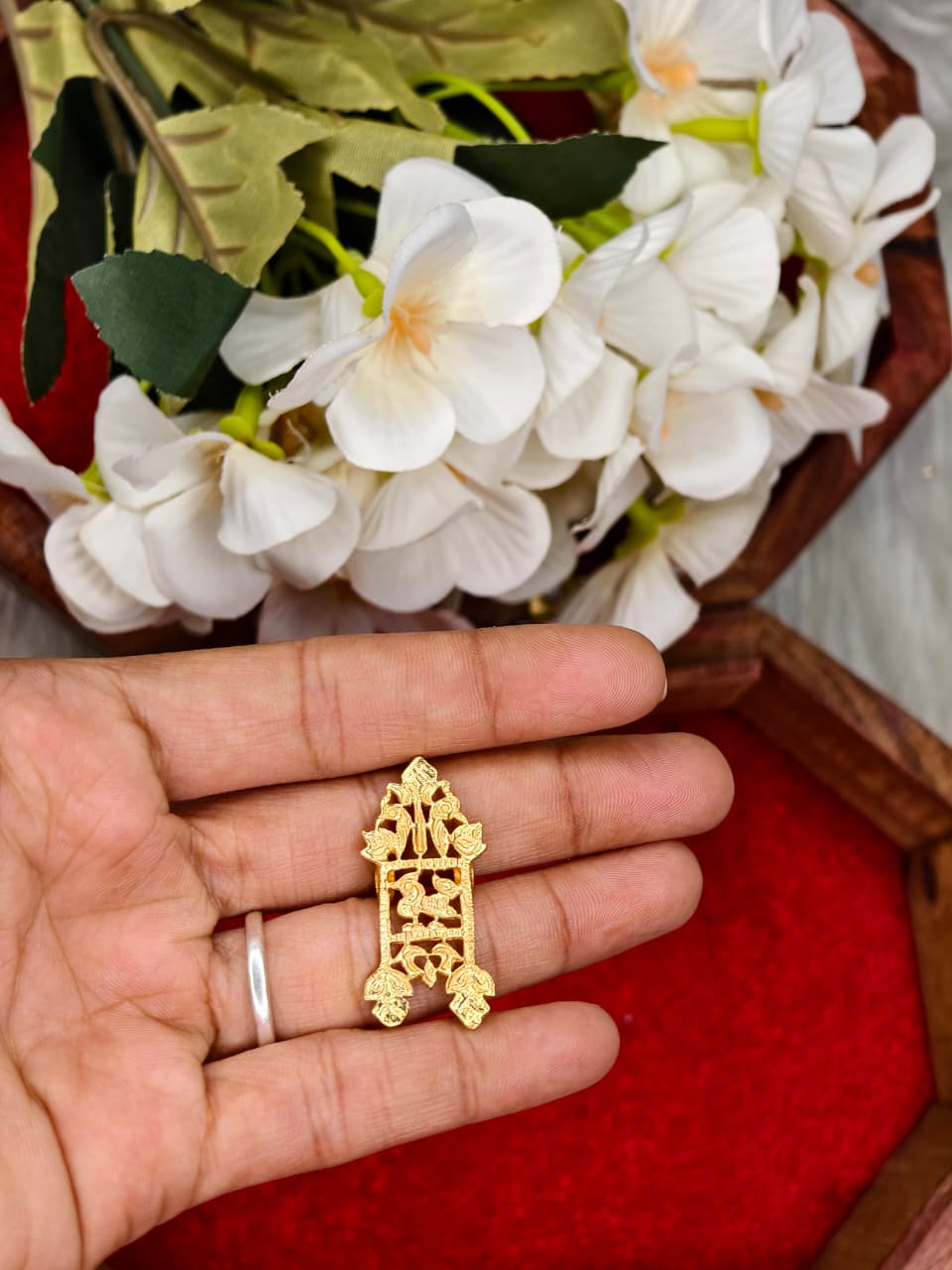 South Indian Traditional Impone Thali Mangalsutra β Gold Plated Sacred Wedding Chain1