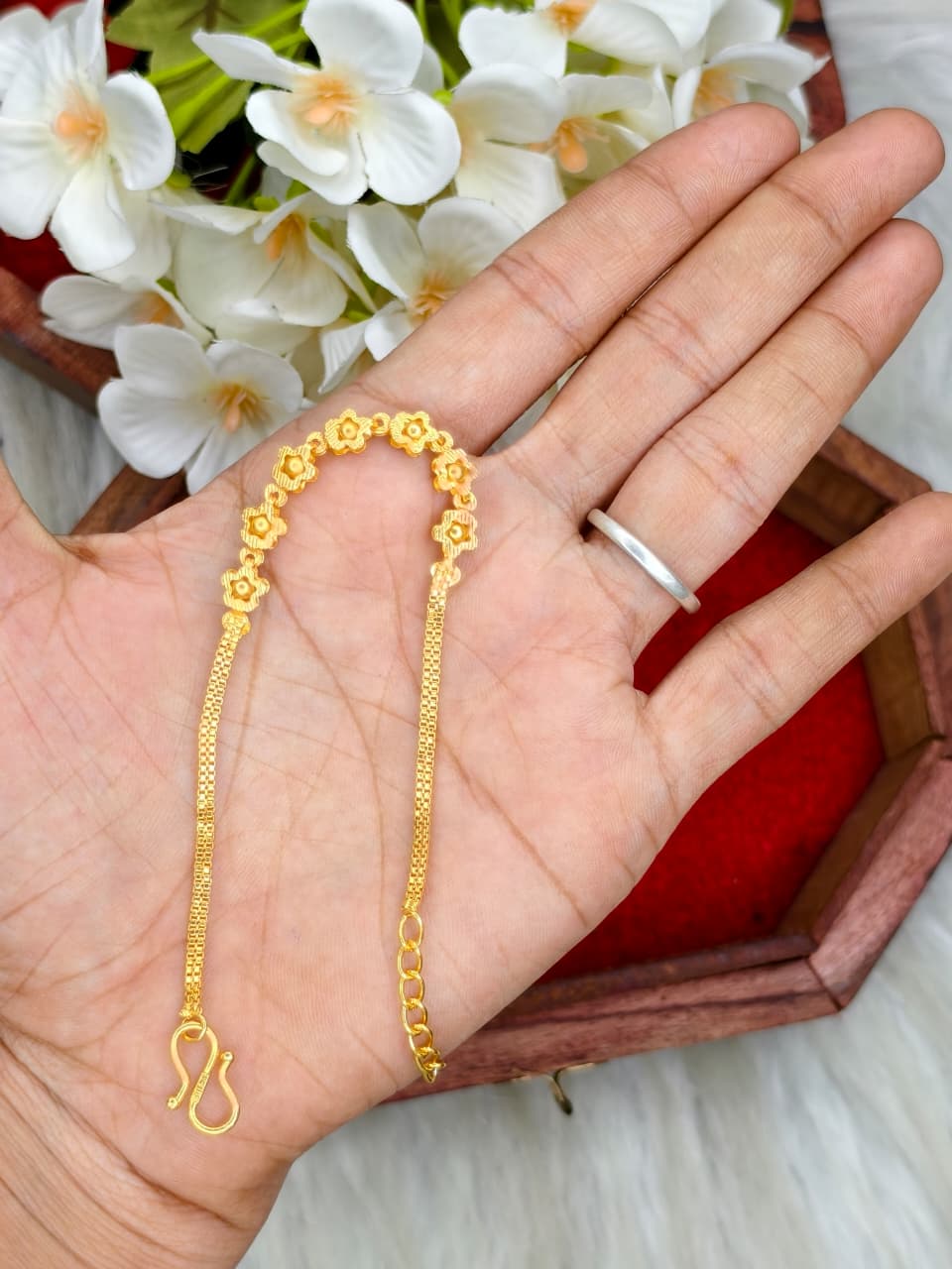 Elegant Women’s Bracelet – 1 Gram Gold with Matte Finish