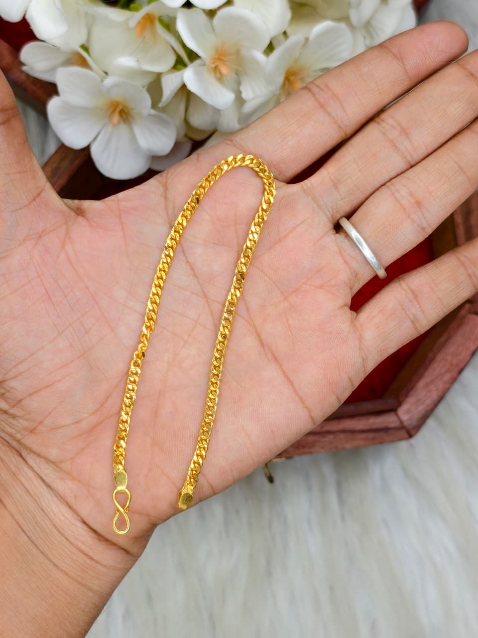 Elegant Women’s Bracelet – 1 Gram Gold with Matte Finish