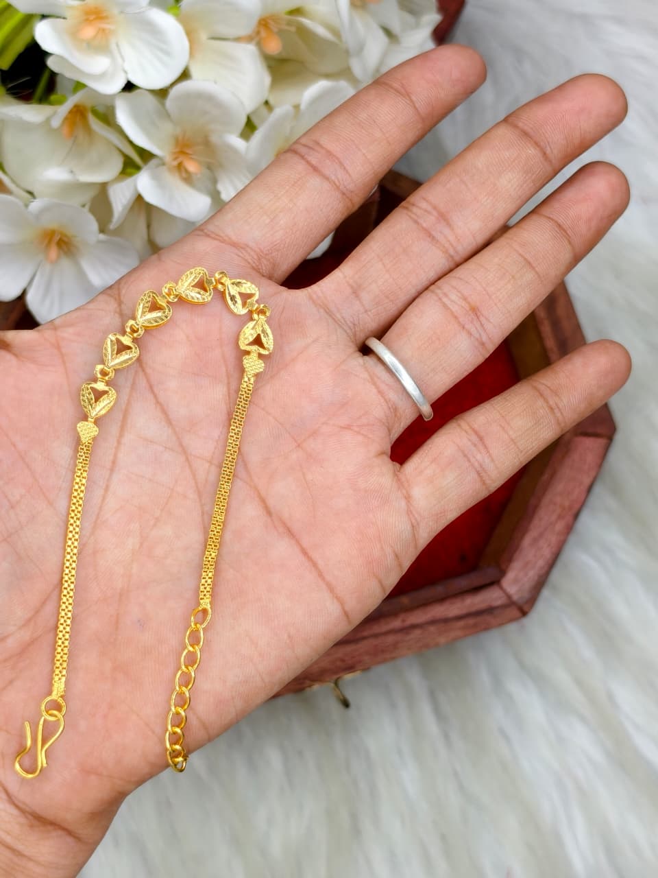 Elegant Women’s Bracelet – 1 Gram Gold with Matte Finish
