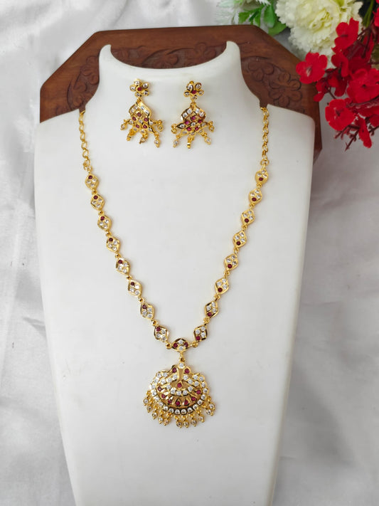 Women Impone Stone Necklace – Premium Gold Finish Traditional Design