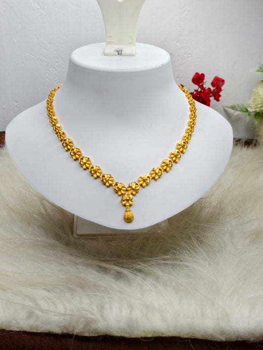 Trending Mini Gold Necklace Set – Premium Gold Look Finish