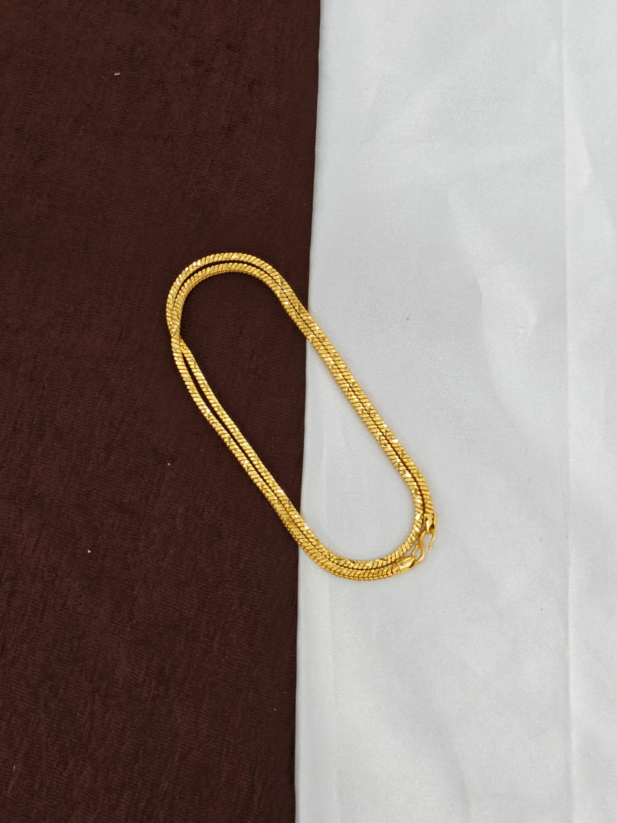 Royal Men’s Gold Chain – Luxury Finish & Unique Pattern 20inc