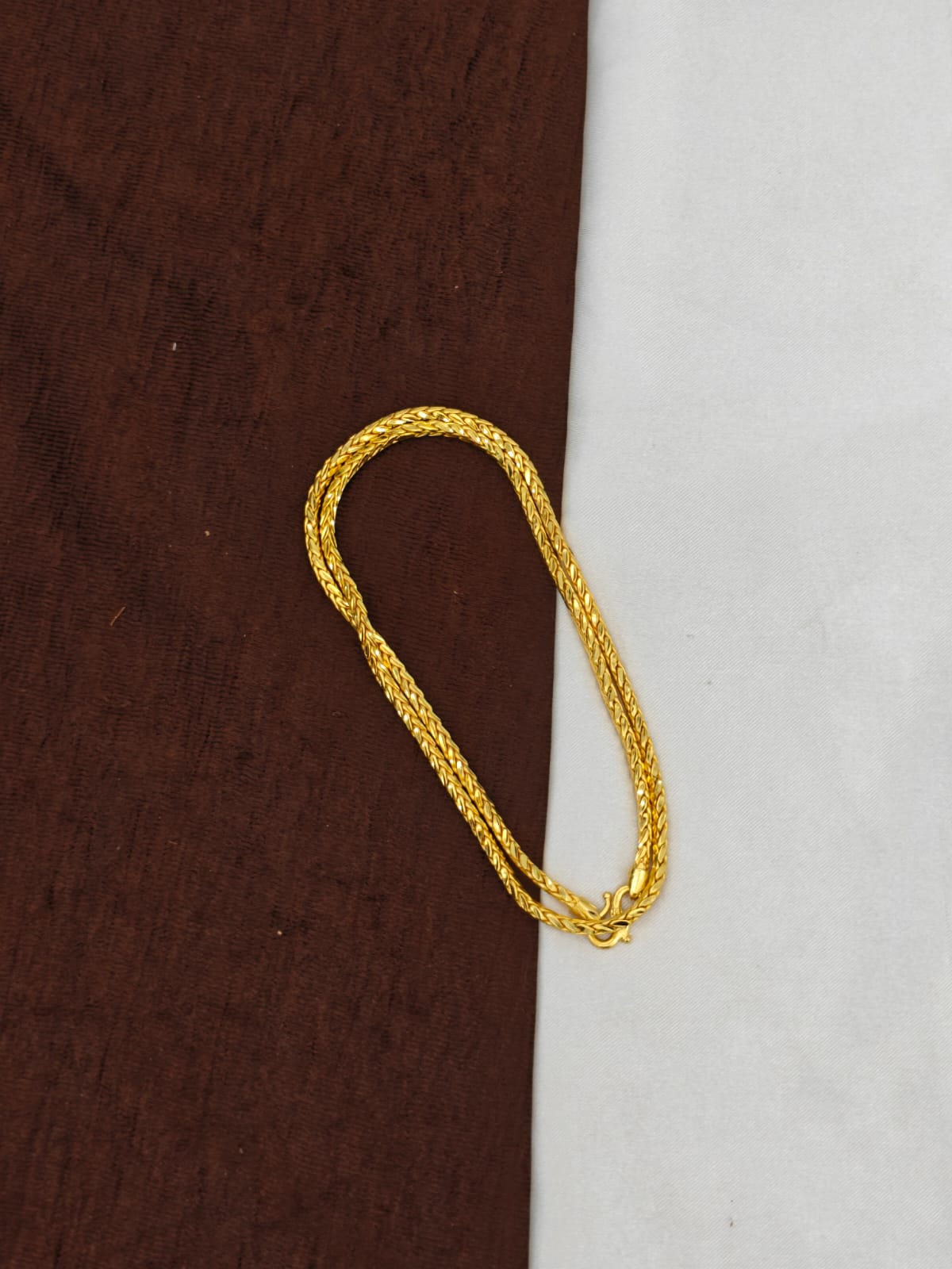 Royal Men’s Gold Chain – Luxury Finish & Unique Pattern 24inc