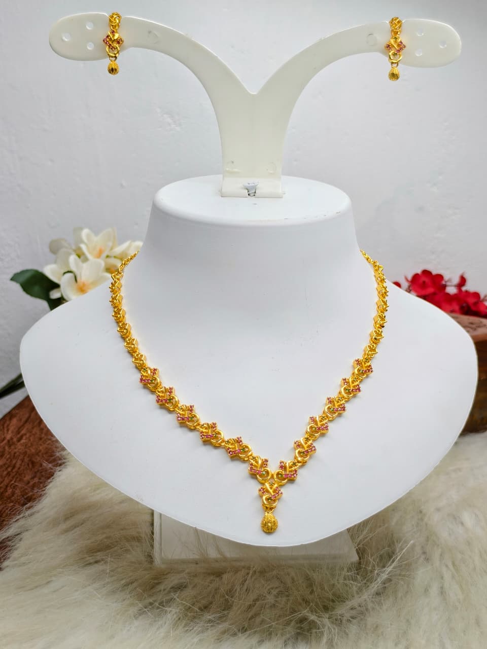 Trending Mini Gold Necklace Set – Premium Gold Look Finished