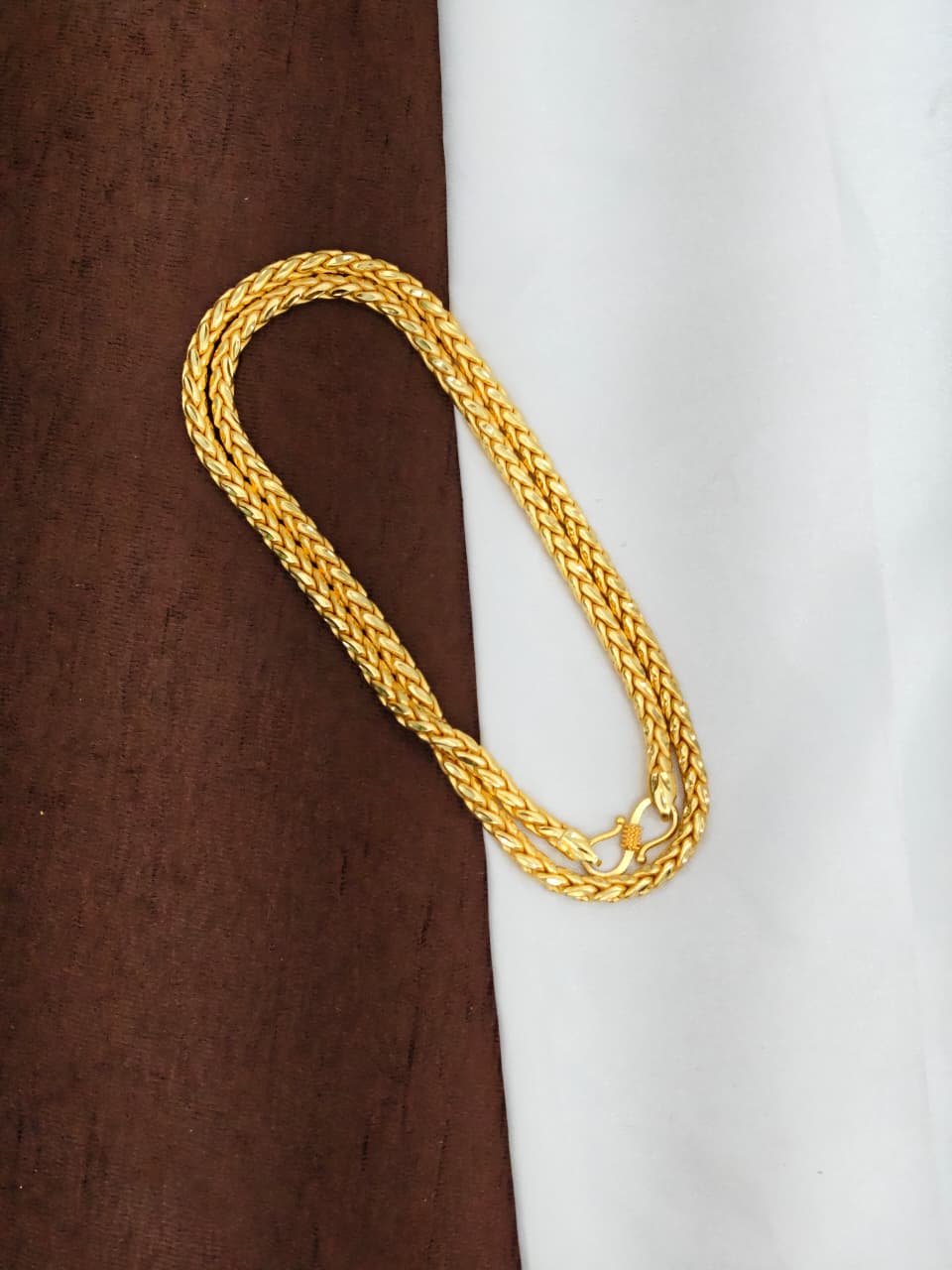 Royal Men’s Gold Chain – Luxury Finish & Unique Pattern 24inc