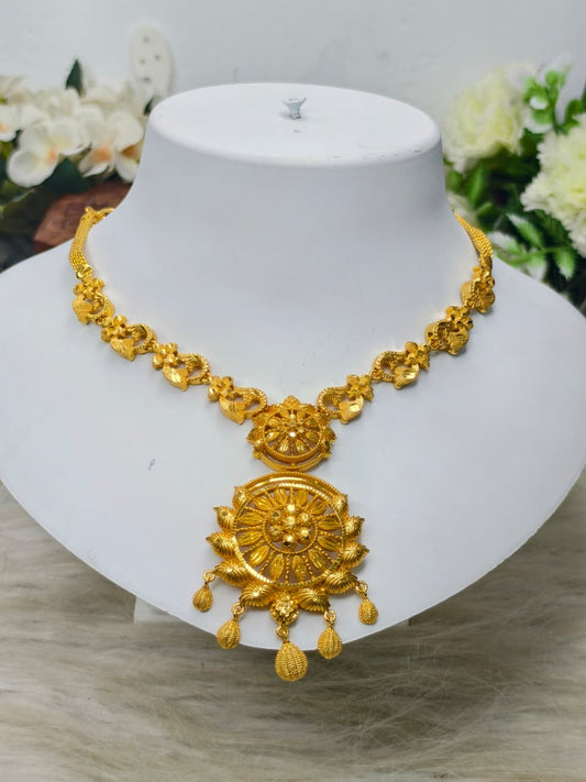 Trending Mini Gold Necklace Set – Premium Gold Look Finished