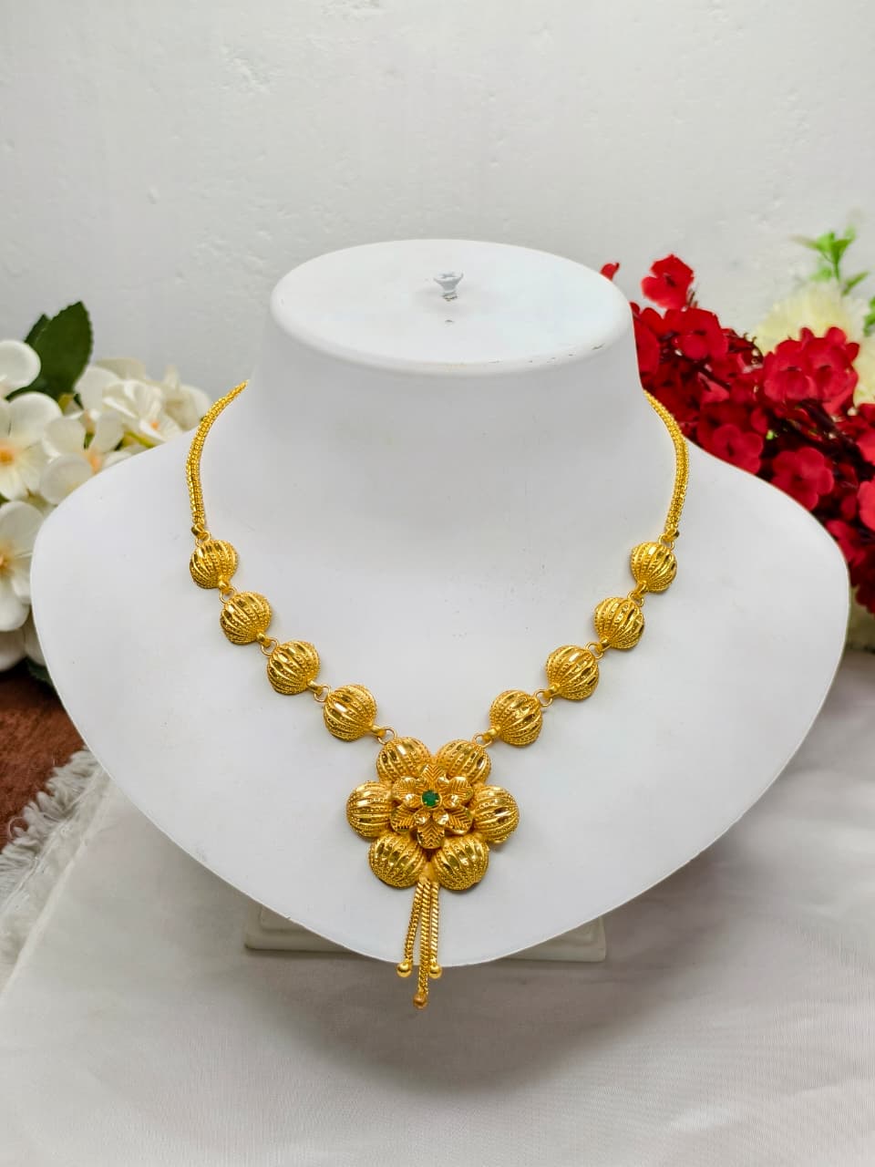 Trending Mini Gold Necklace Set – Premium Gold Look Finished