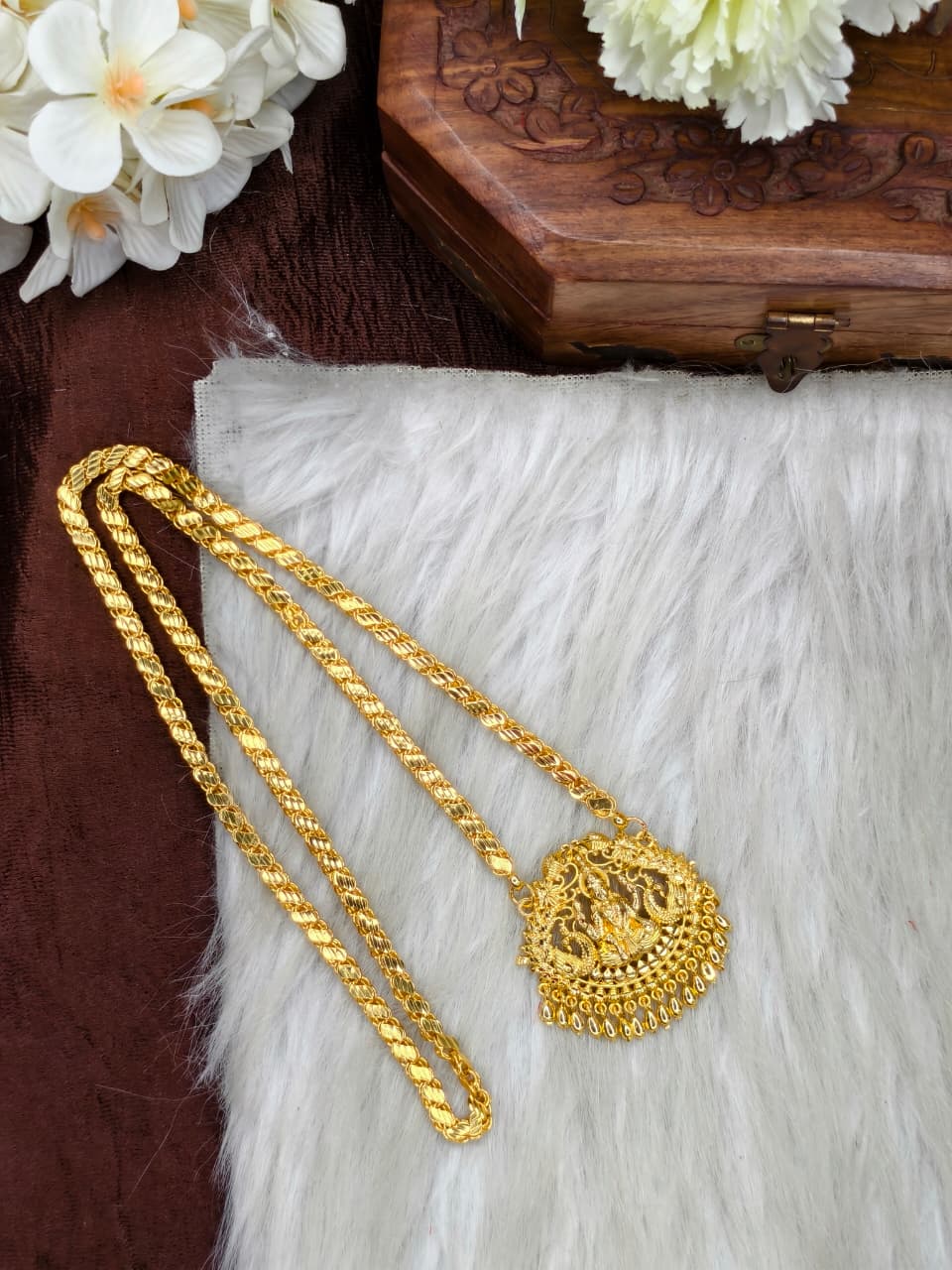 ✨Micro-Leaf Dollar chain Matte Finish Chain – Gold Plated Jewellery for Women✨