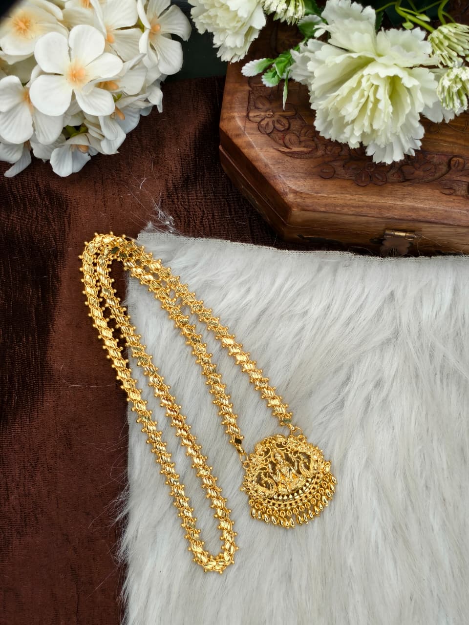 ✨Micro A Leaf Dollar Chain Matte Finish Chain – Gold Plated Jewellery for Women✨