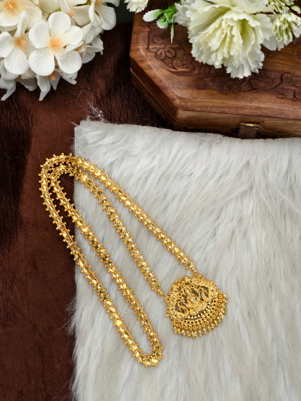 ✨Micro A Heart Dollar Chain Matte Finish Chain – Gold Plated Jewellery for Women✨