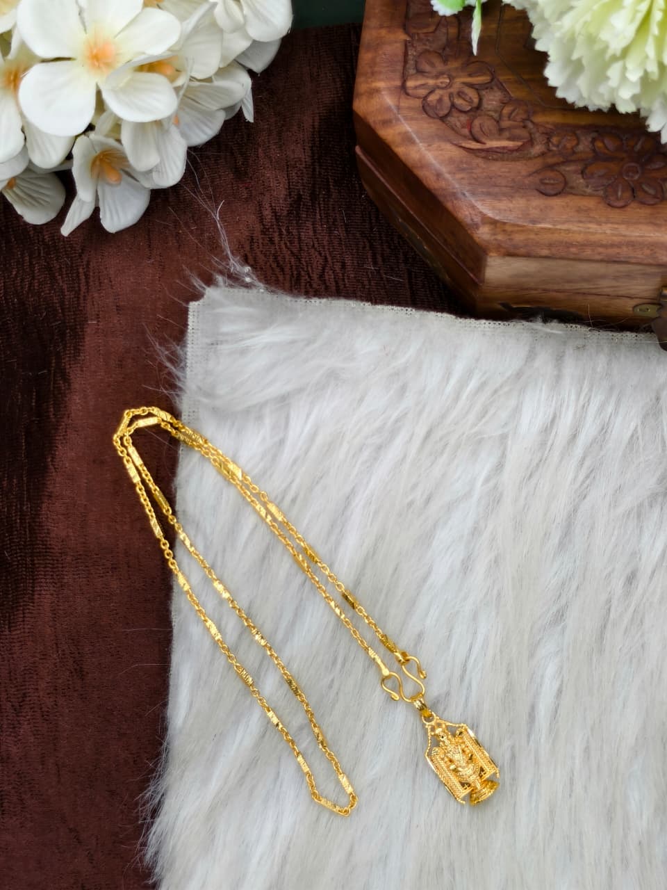 ✨Foming  Dollar Matte Finish Chain – Gold Plated Jewellery for Women✨