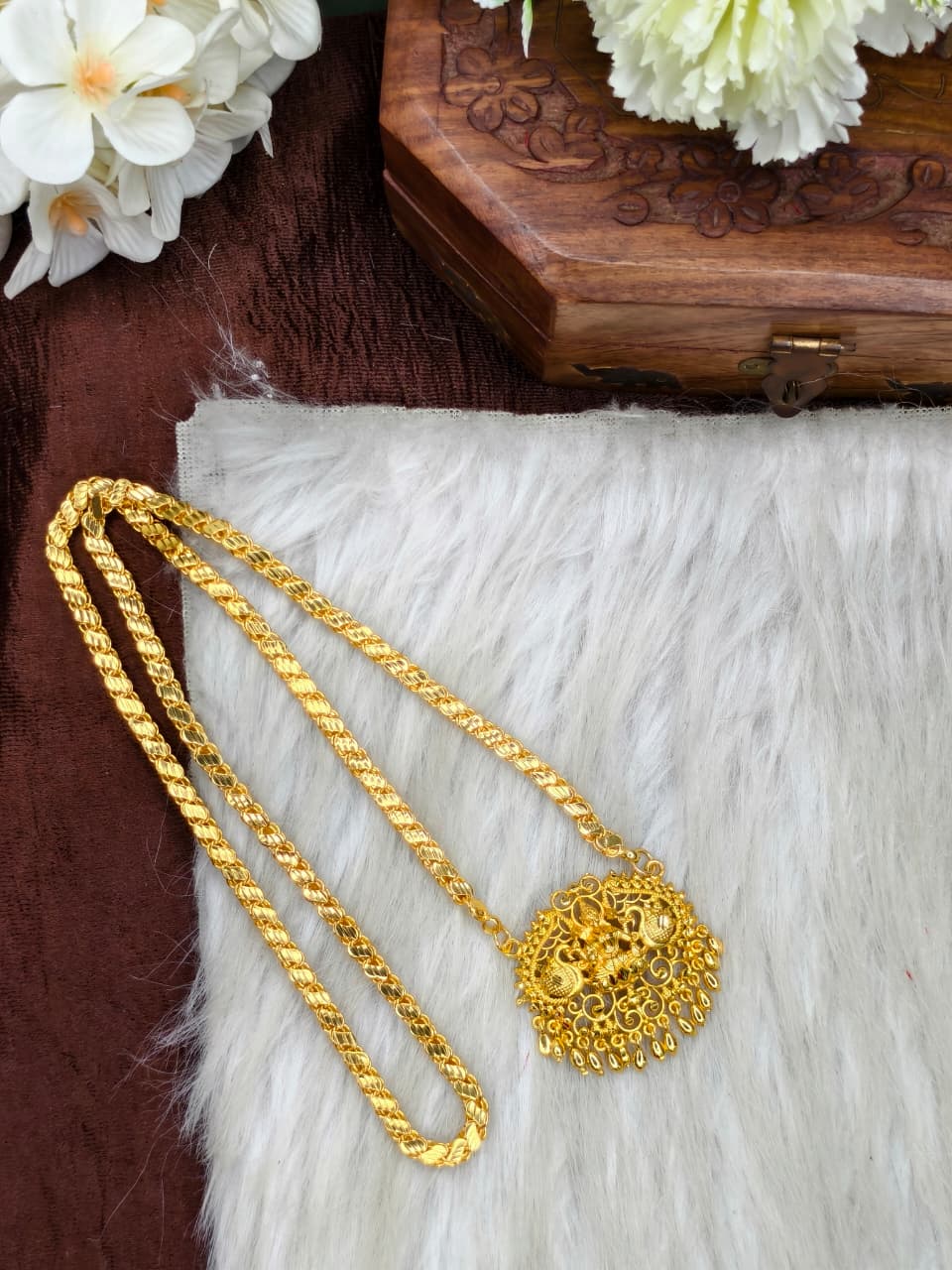 ✨Micro-Leaf Dollar chain Matte Finish Chain – Gold Plated Jewellery for Women✨