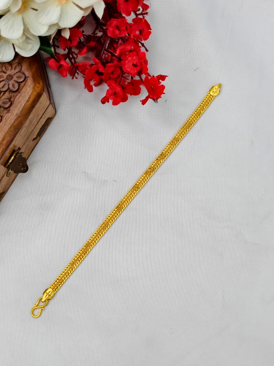 Elegant Leather & Gold Bracelet for Men