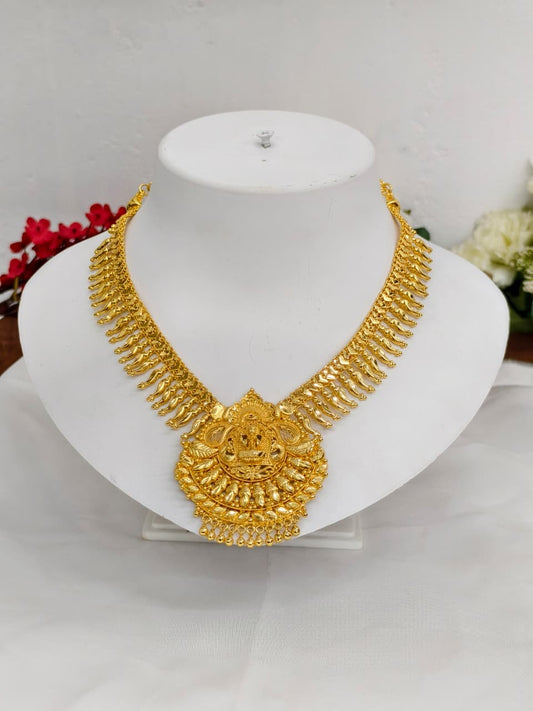 Trending Mini Gold Necklace Set – Premium Gold Look Finished