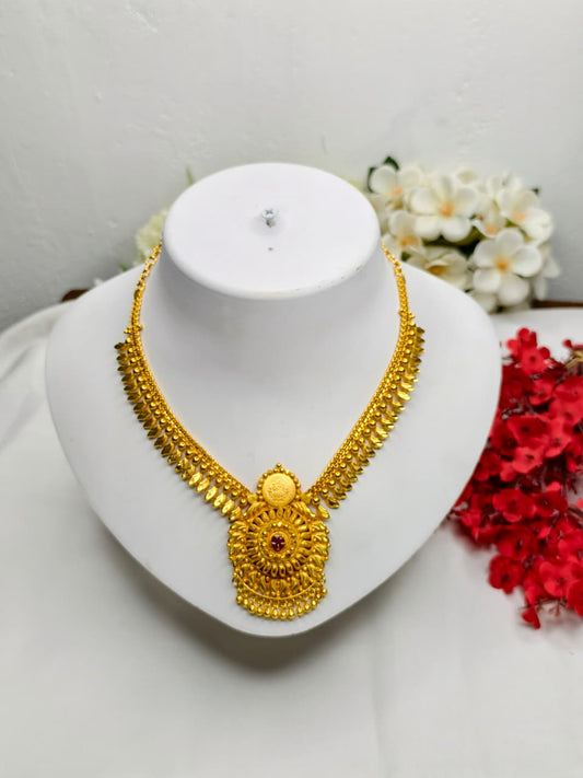 Trending Mini Gold Necklace Set – Premium Gold Look Finish