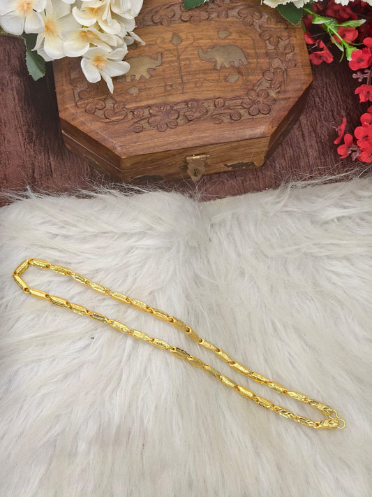 Royal Men’s Gold Chain – Luxury Finish & Unique Pattern