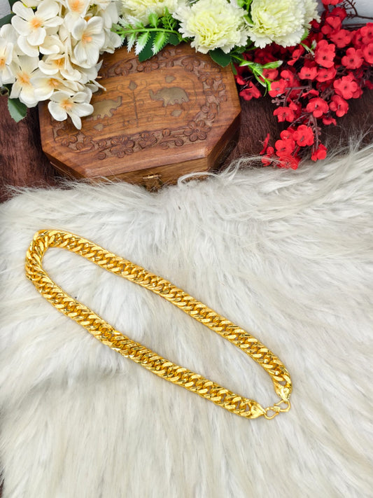 Royal Men’s Gold Chain – Luxury Finish & Unique Pattern
