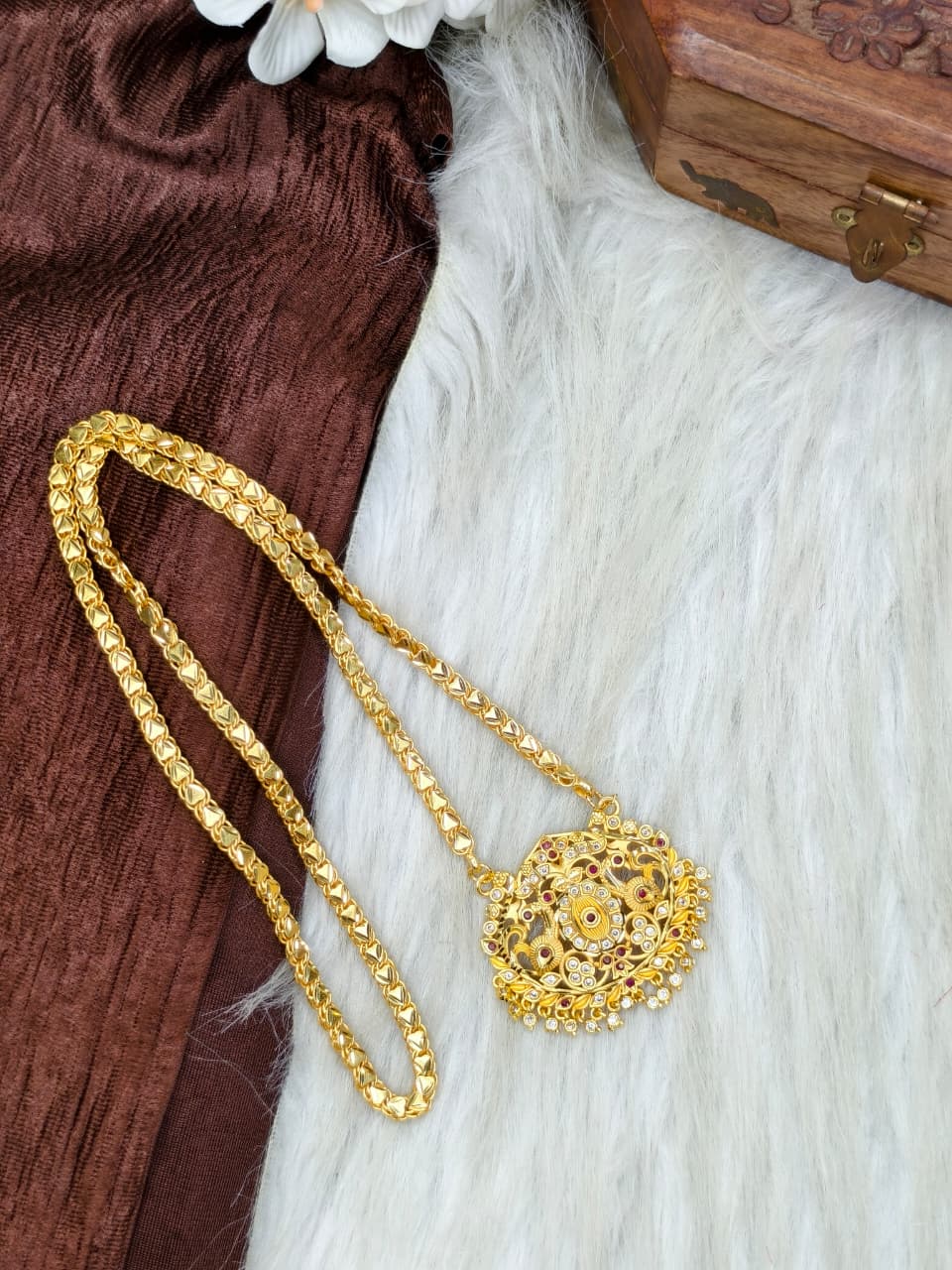 ✨Stone Dollar Matte Finish Chain – Gold Plated Jewellery for Women✨