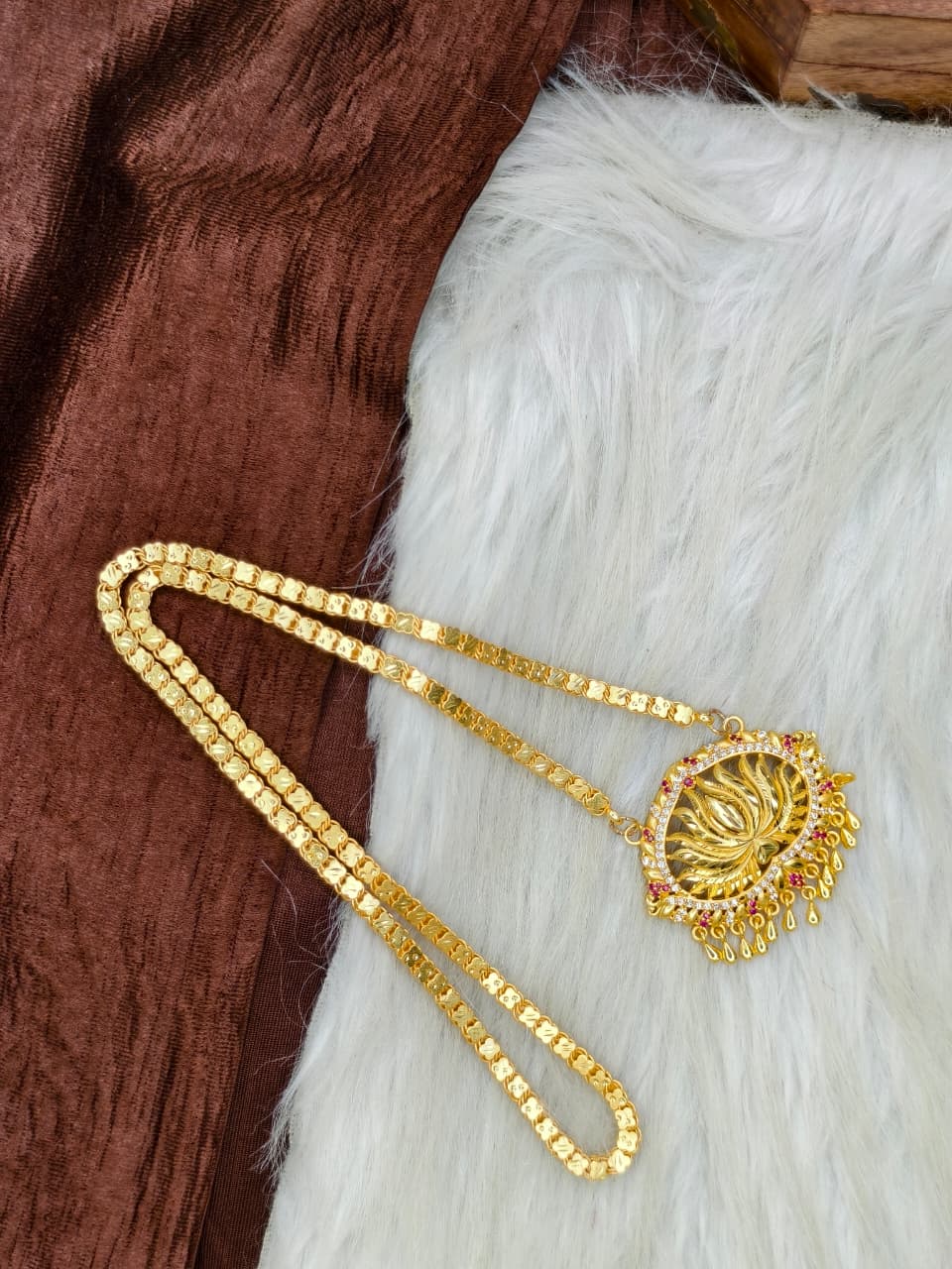 ✨Stone Dollar Matte Finish Chain – Gold Plated Jewellery for Women✨