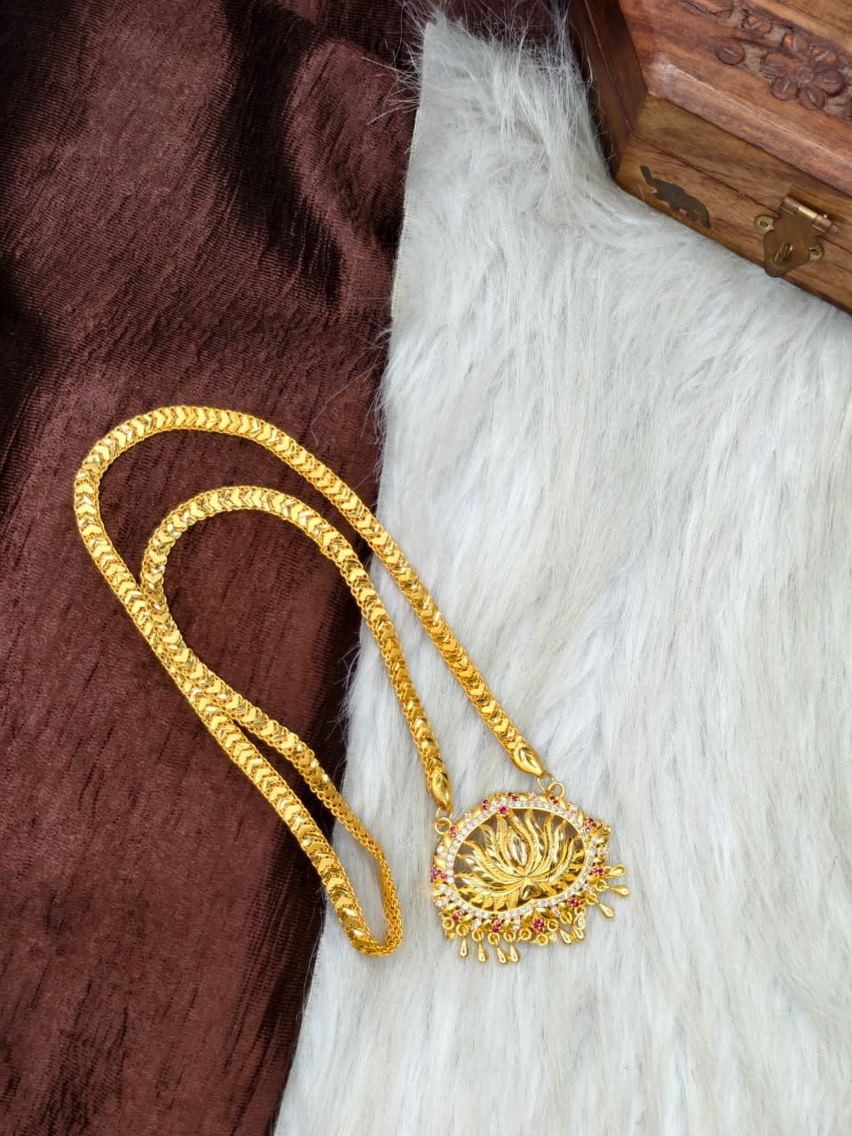 ✨Stone Dollar Matte Finish Chain – Gold Plated Jewellery for Women✨