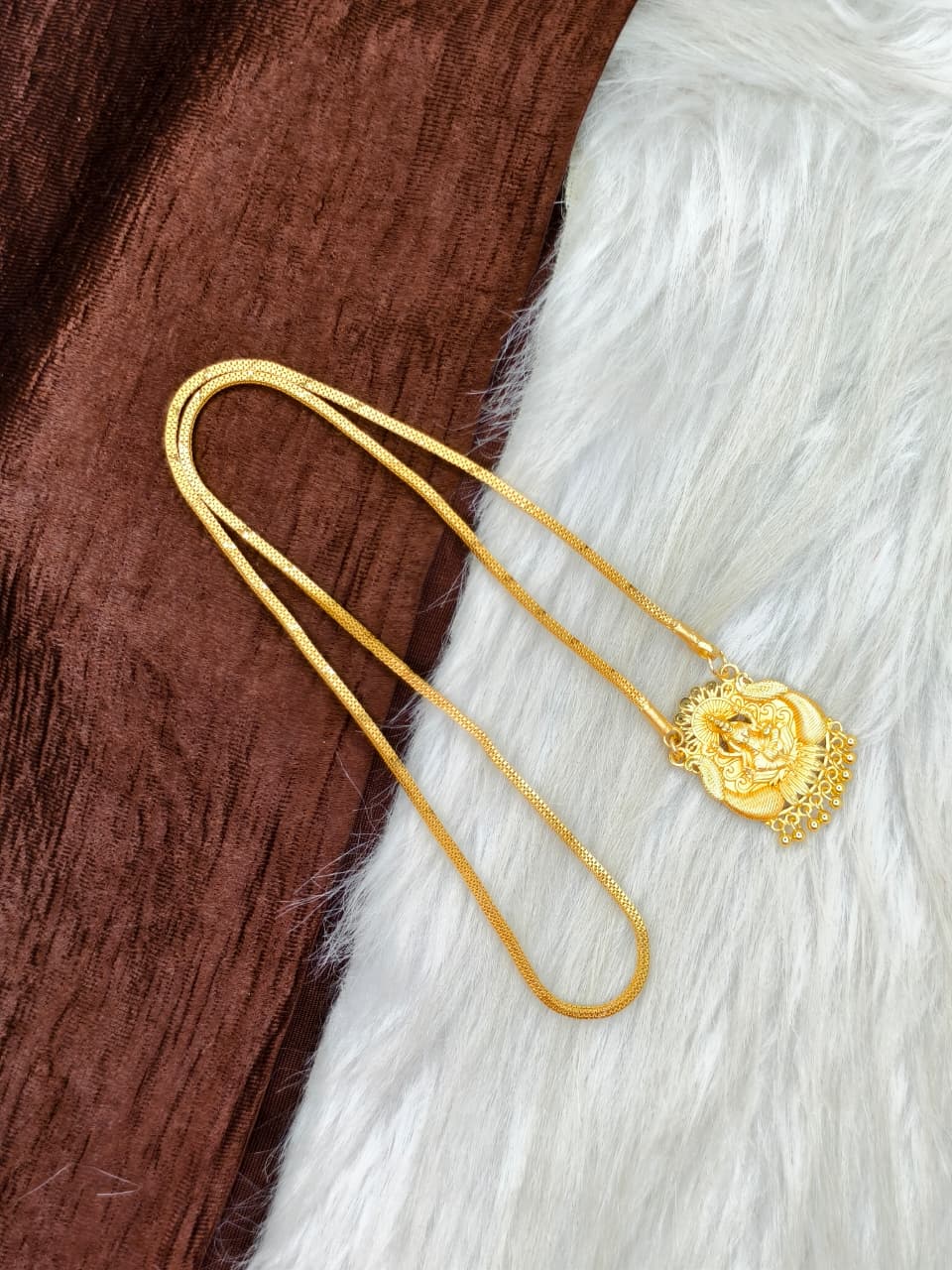 ✨Stone Dollar Matte Finish Chain – Gold Plated Jewellery for Women✨