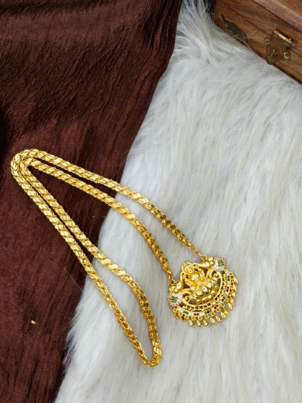 ✨Stone Dollar Matte Finish Chain – Gold Plated Jewellery for Women✨