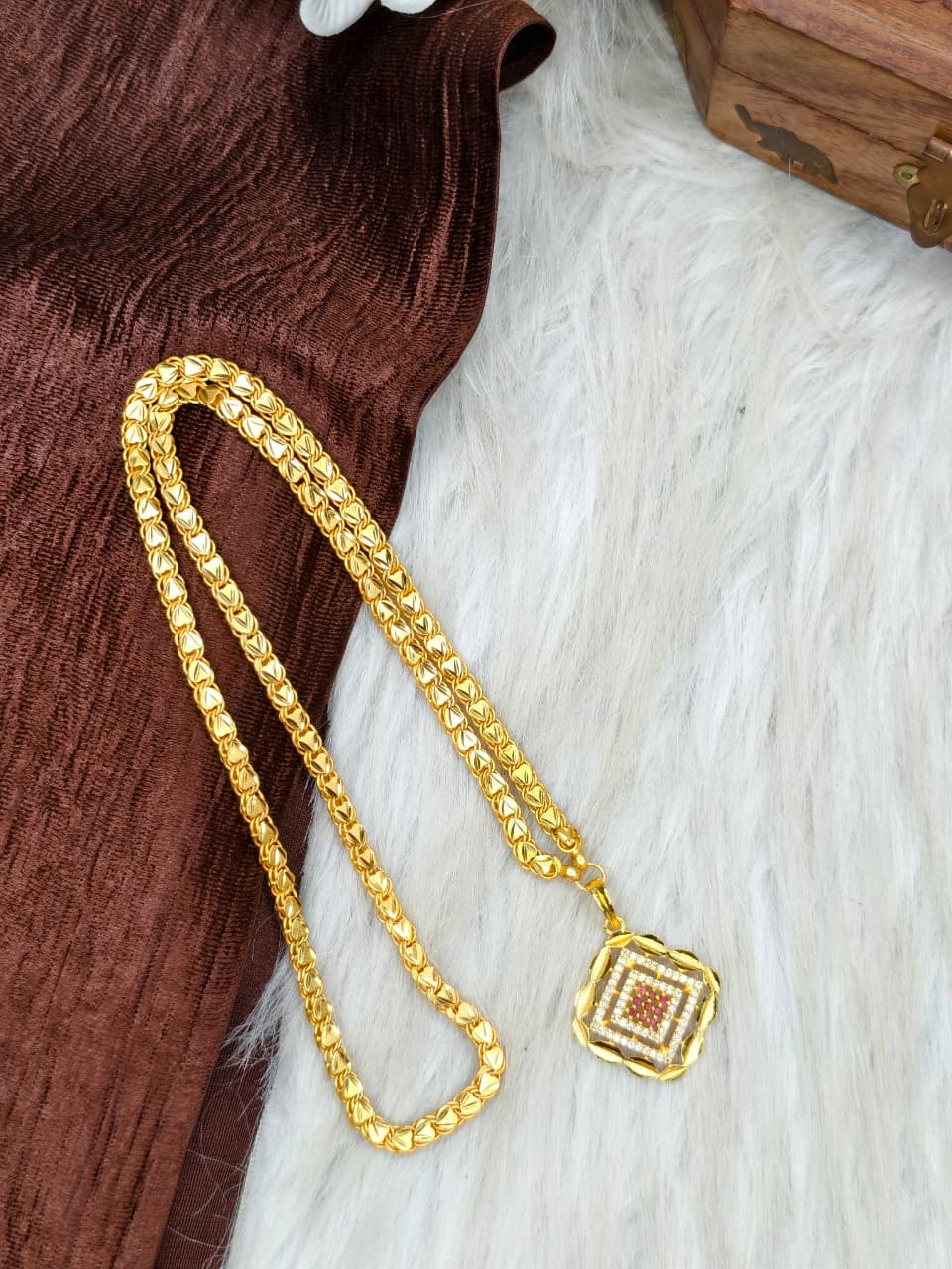 ✨Stone Dollar Matte Finish Chain – Gold Plated Jewellery for Women✨