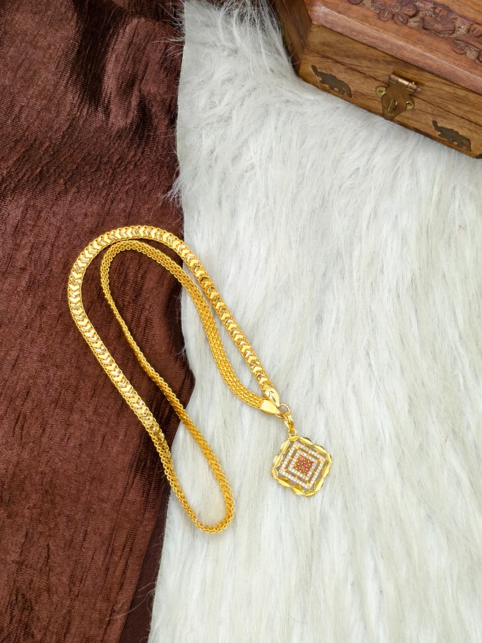 ✨Stone Dollar Matte Finish Chain – Gold Plated Jewellery for Women✨