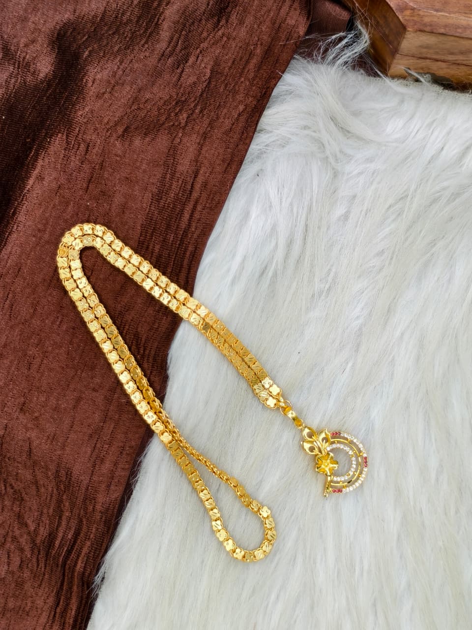 ✨Stone Dollar Matte Finish Chain – Gold Plated Jewellery for Women✨