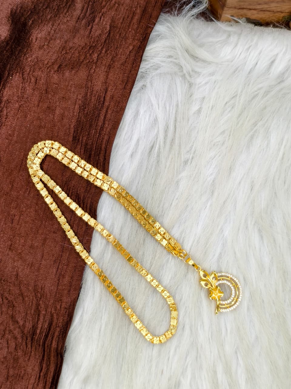 ✨Stone Dollar Matte Finish Chain – Gold Plated Jewellery for Women✨