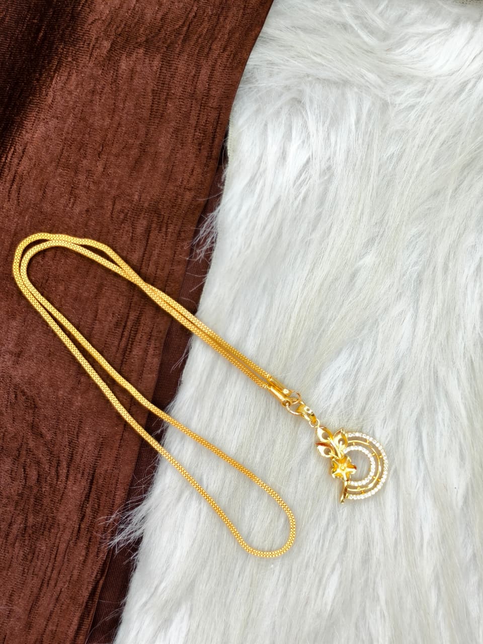 ✨Stone Dollar Matte Finish Chain – Gold Plated Jewellery for Women✨