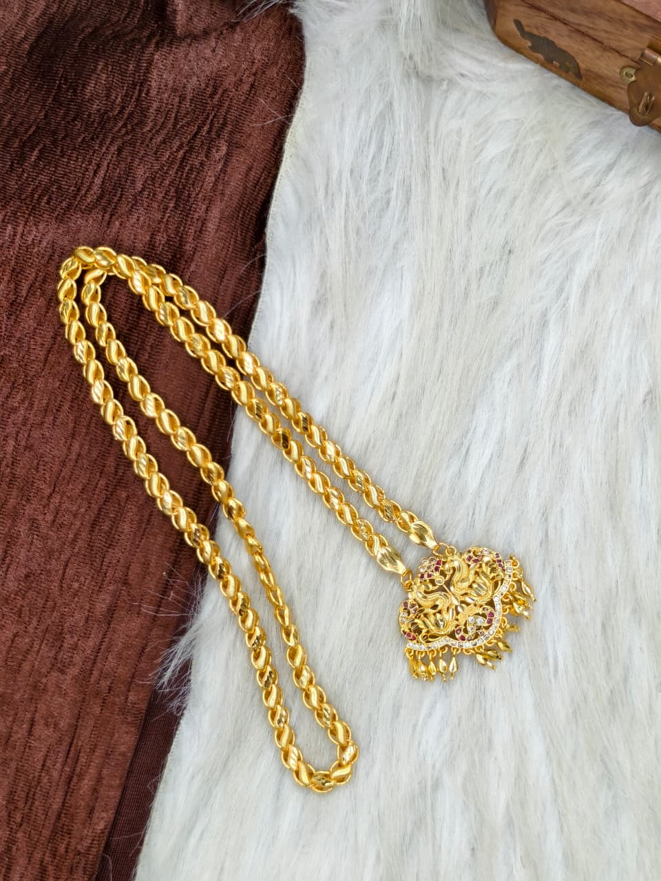 ✨Stone Dollar Matte Finish Chain – Gold Plated Jewellery for Women✨
