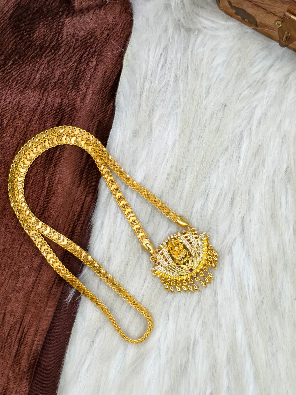 ✨Stone Dollar Matte Finish Chain – Gold Plated Jewellery for Women✨