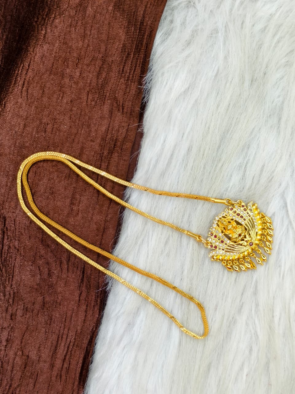 ✨Stone Dollar Matte Finish Chain – Gold Plated Jewellery for Women✨