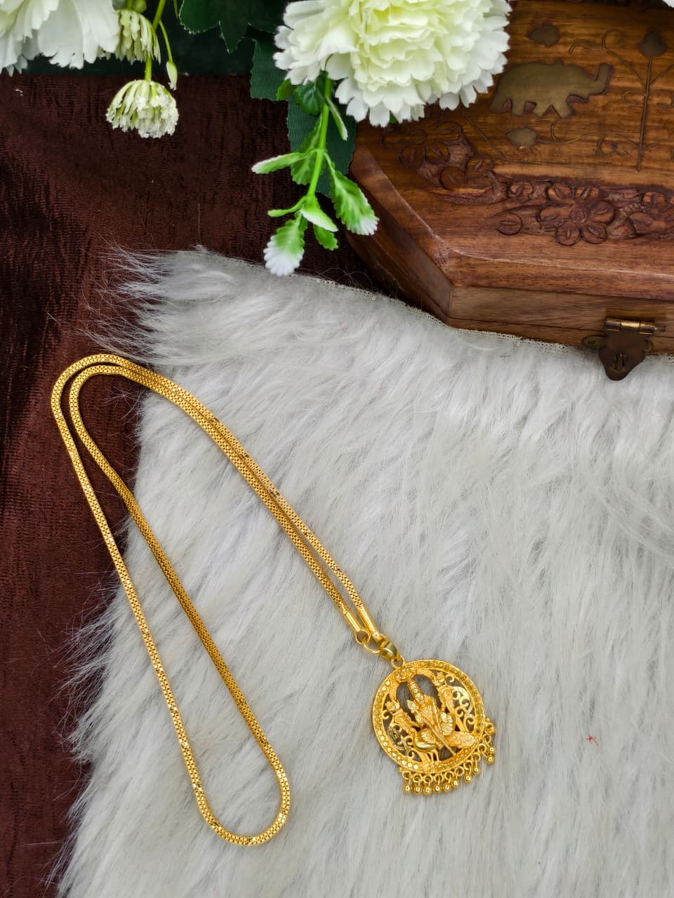 ✨Stone Dollar Matte Finish Chain – Gold Plated Jewellery for Women✨