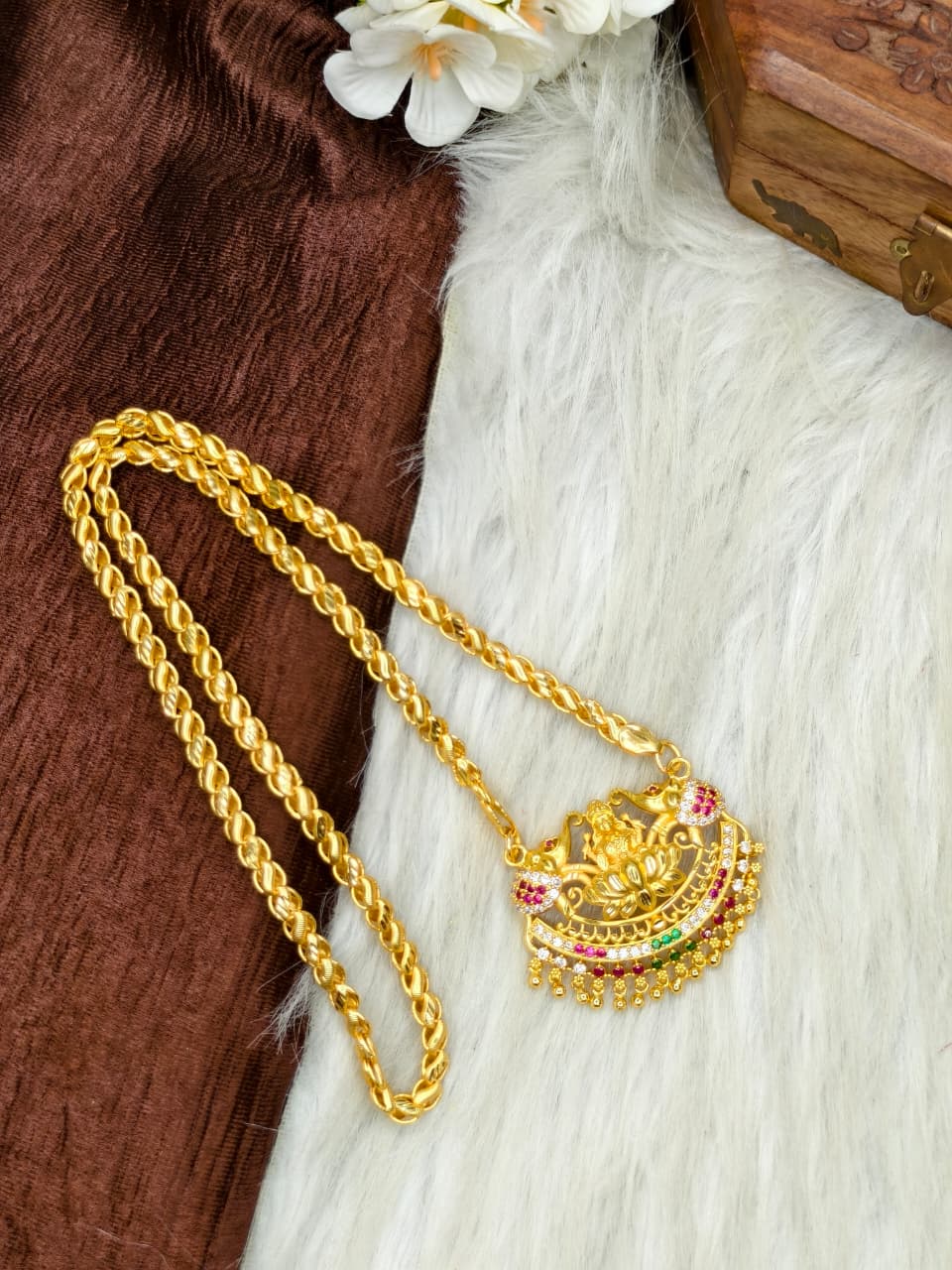 ✨Stone Dollar Matte Finish Chain – Gold Plated Jewellery for Women✨