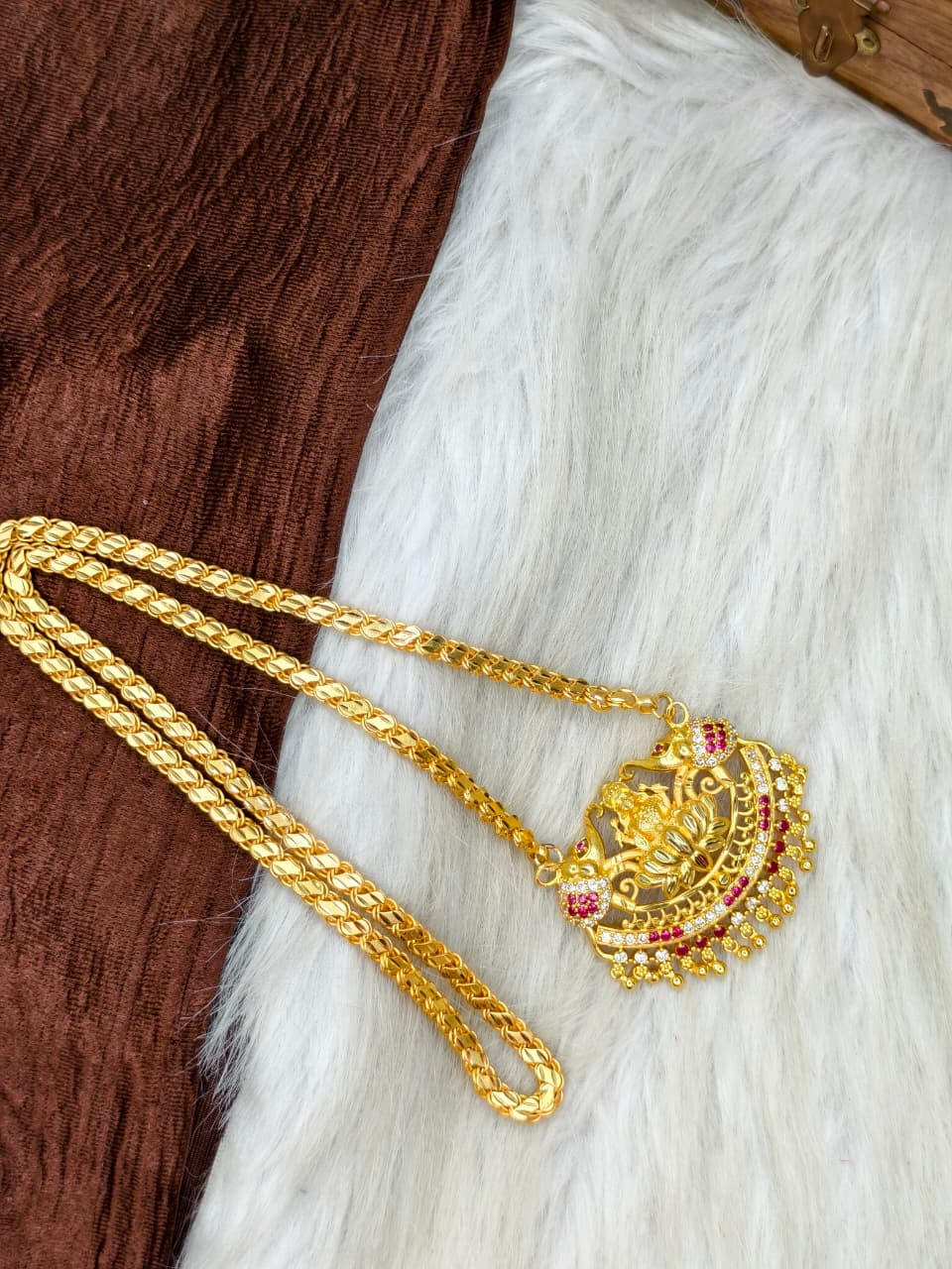 ✨Stone Dollar Matte Finish Chain – Gold Plated Jewellery for Women✨