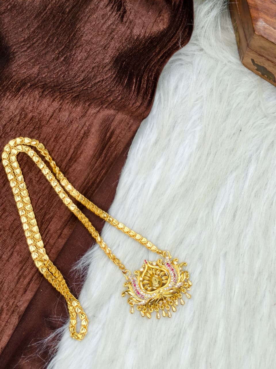 ✨Stone Dollar Matte Finish Chain – Gold Plated Jewellery for Women✨