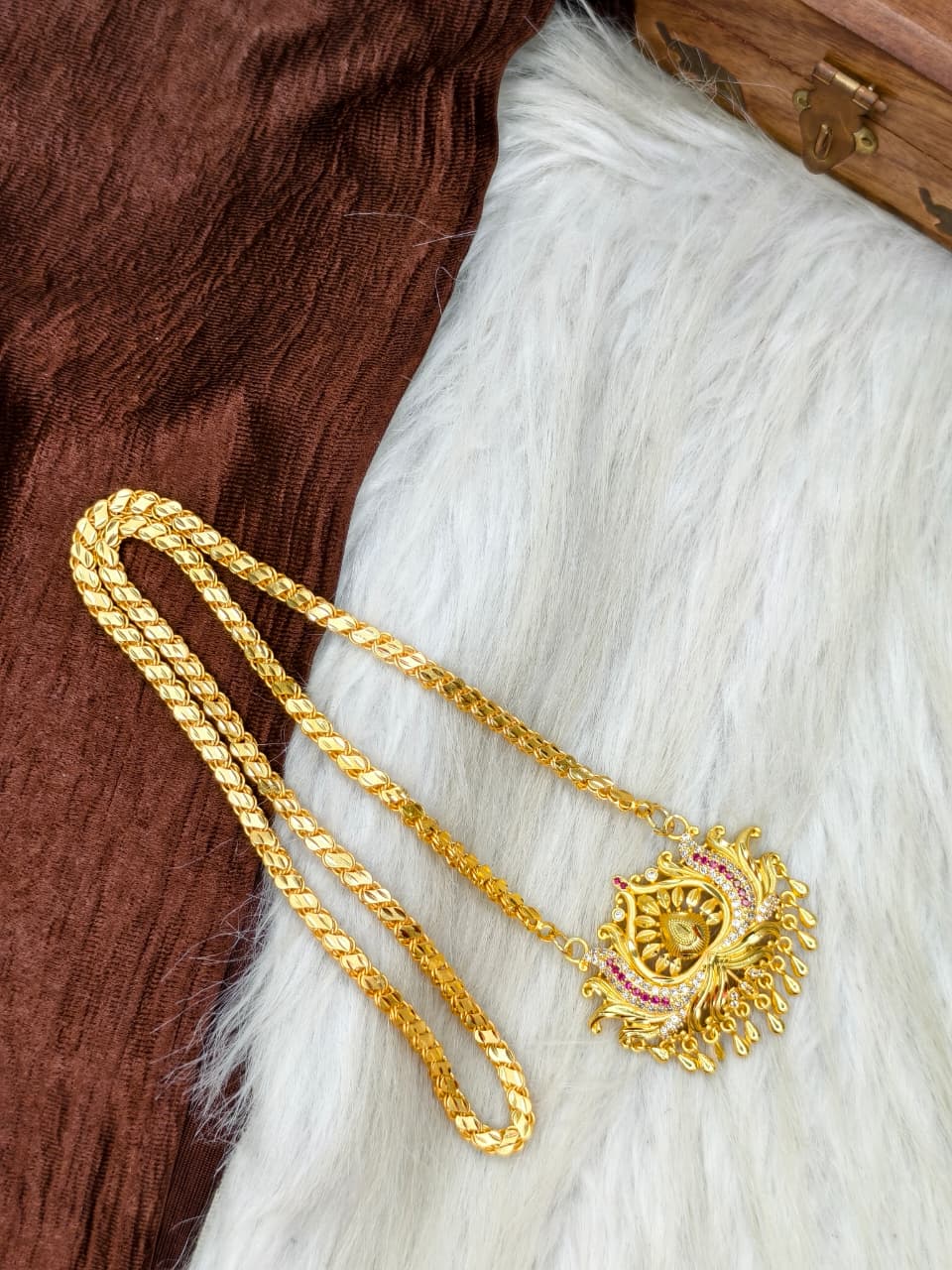 ✨Stone Dollar Matte Finish Chain – Gold Plated Jewellery for Women✨