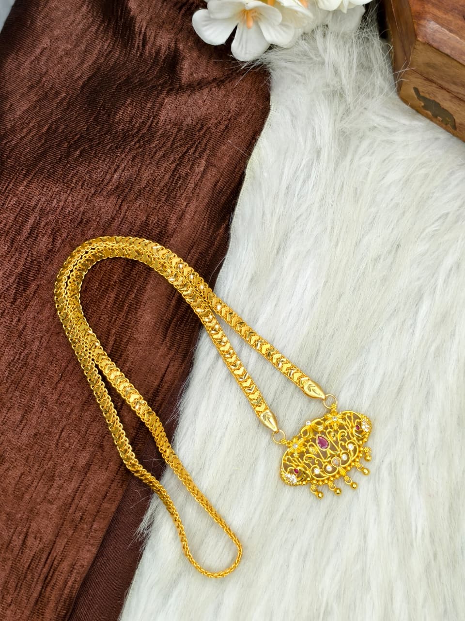✨Stone Dollar Matte Finish Chain – Gold Plated Jewellery for Women✨