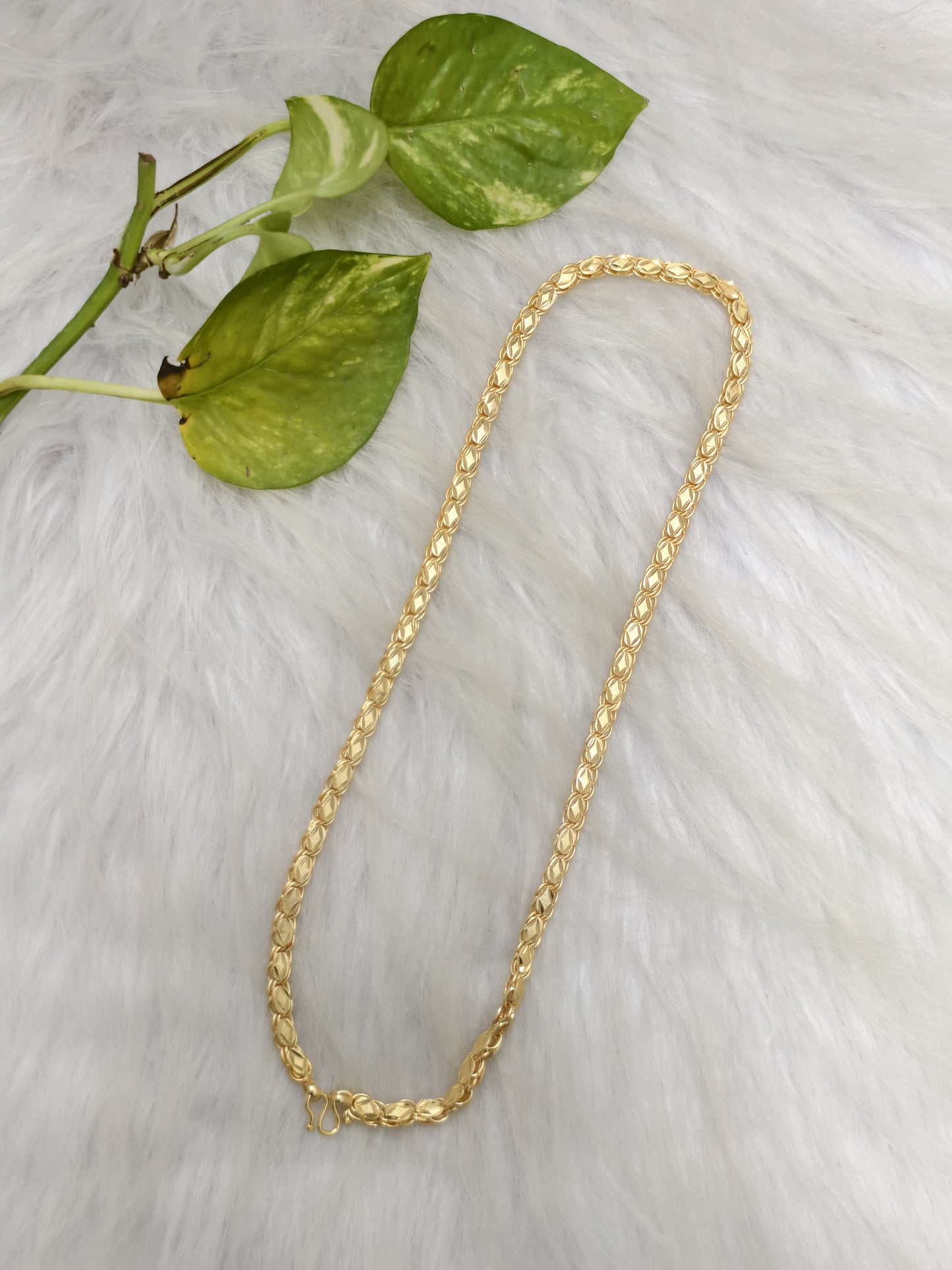 V-patta chain Foming Matte finished