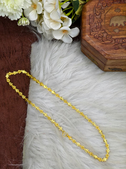 Trendy Unisex Matte Gold Short Chain for Men & Women – Lightweight Daily Wear Model-2